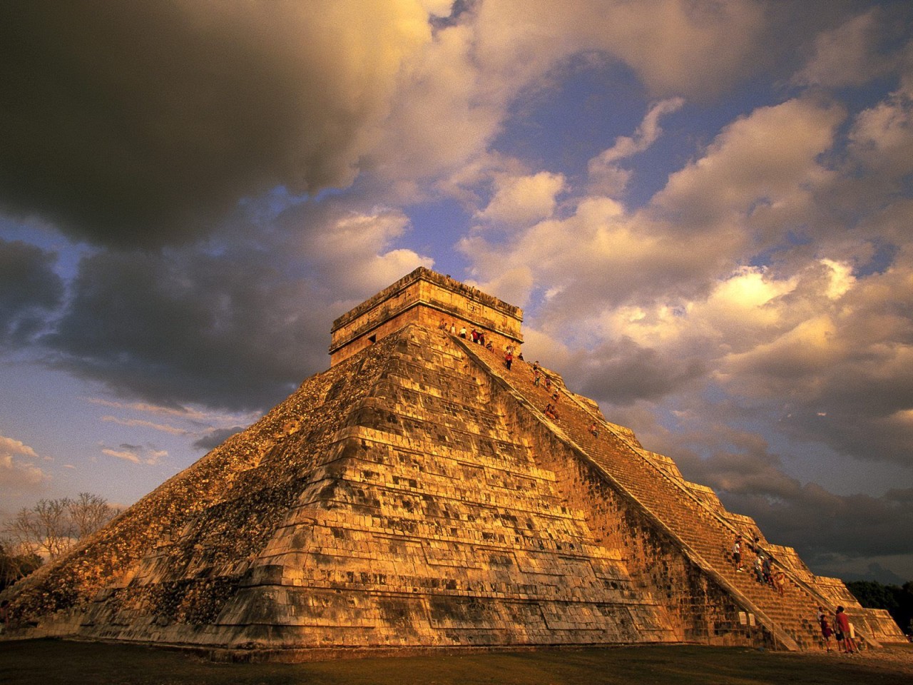 ruins-of-mayan-pyramid-normal-gnostic-muse